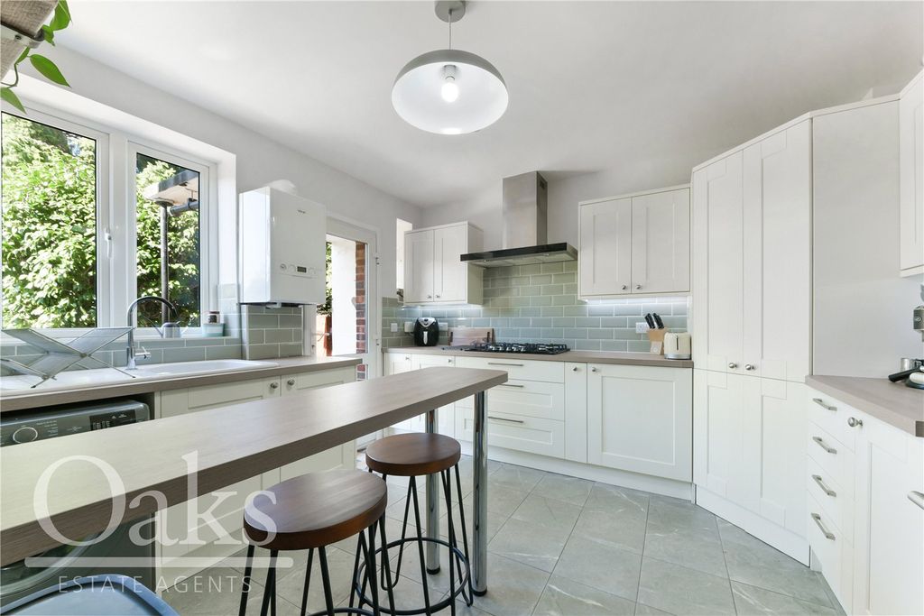 Property photo 1 of 12 Kitchen