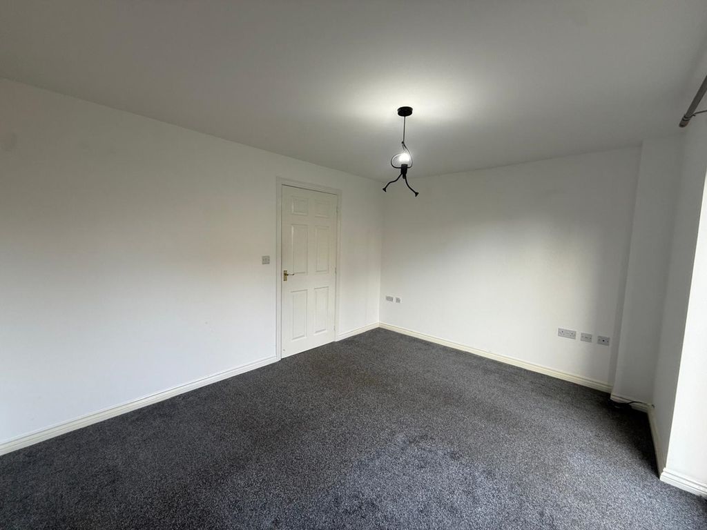 Property photo 3 of 14 Whatsapp Image 2026-02-18 At 16.56.35 (4)