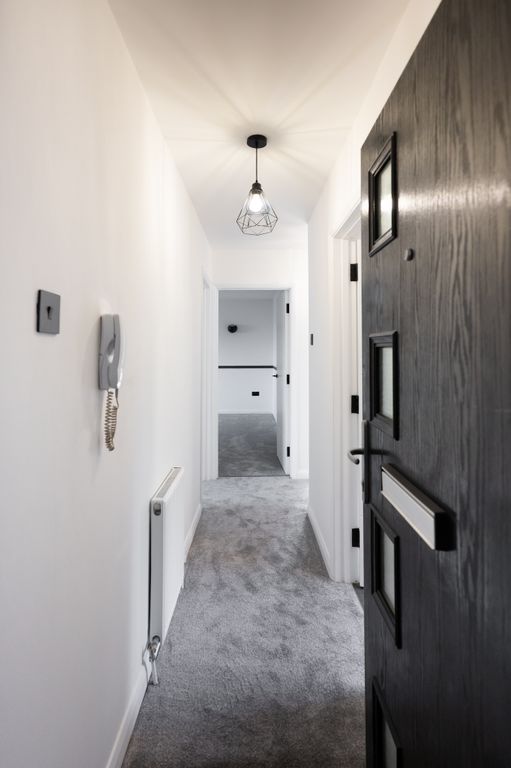 Property photo 2 of 15 Flat Entrance