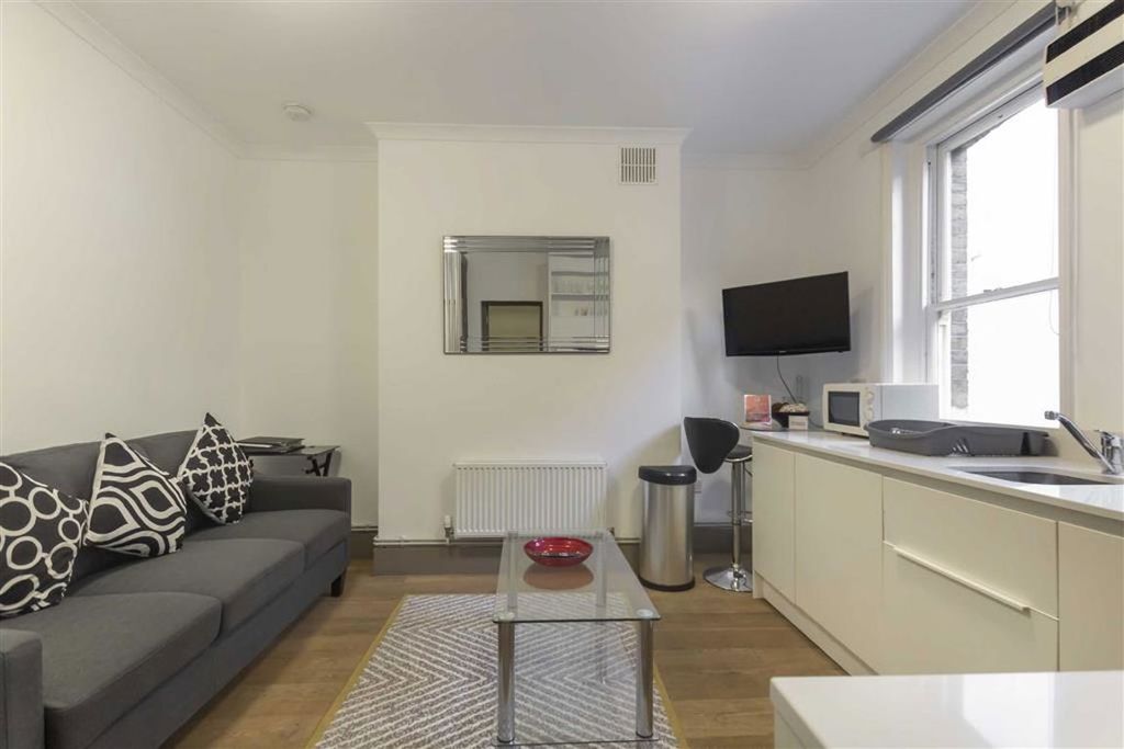 Property photo 1 of 3