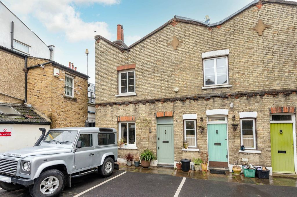 Property photo 2 of 15