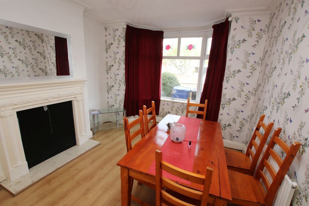 Property photo 2 of 11 Lounge Or Dining Room