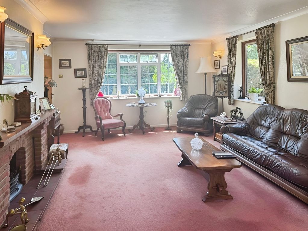 Property photo 3 of 19