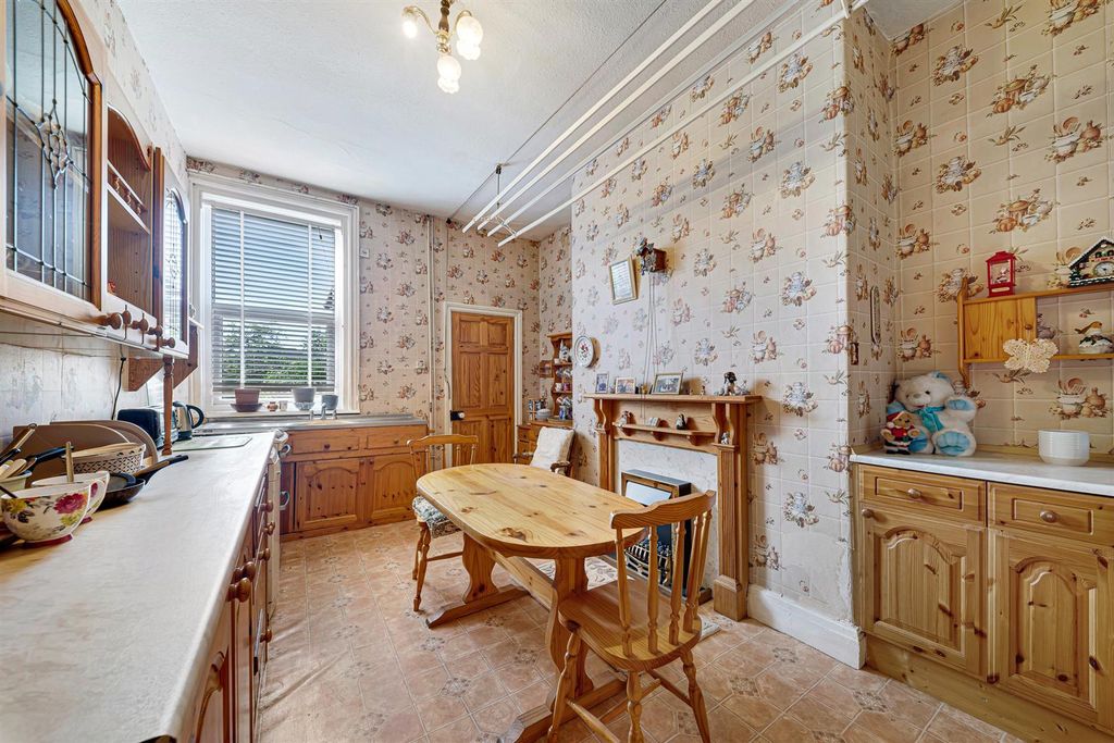 Property photo 3 of 48 Image 3