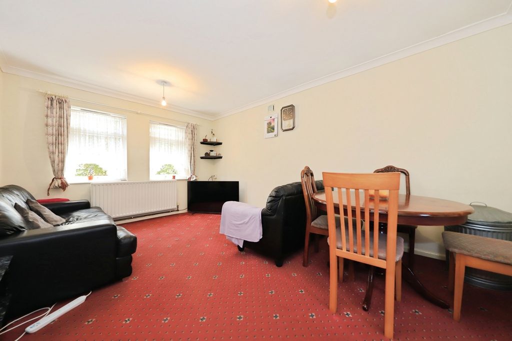 Property photo 2 of 18 Photo