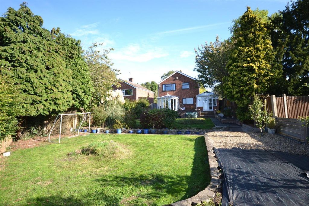 Property photo 2 of 30 Rear Garden