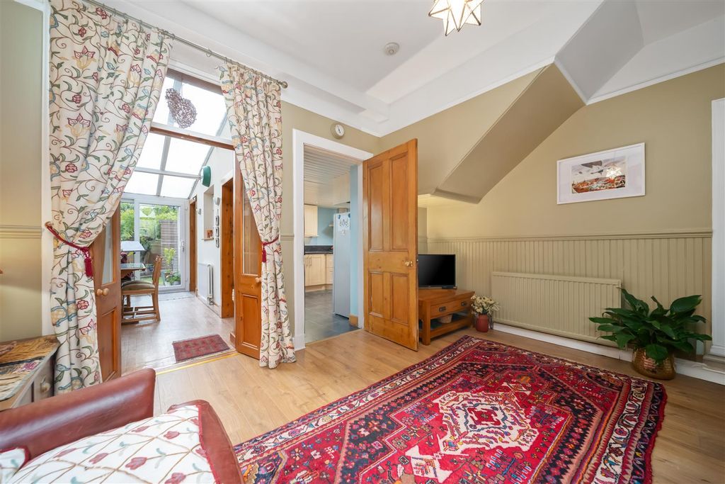 Additional image 6 of 4 bed semi-detached house for saleMoncreiffe Terrace, Perth PH2