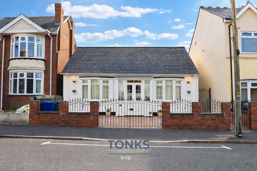 Property photo 1 of 19