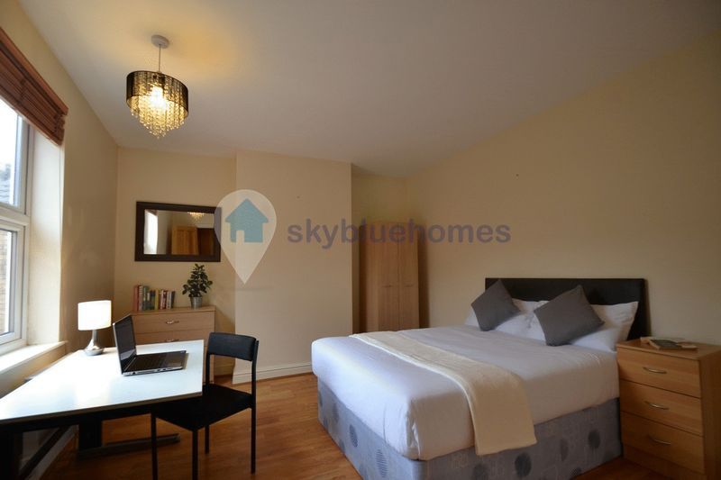 Property photo 3 of 6 Photo 2