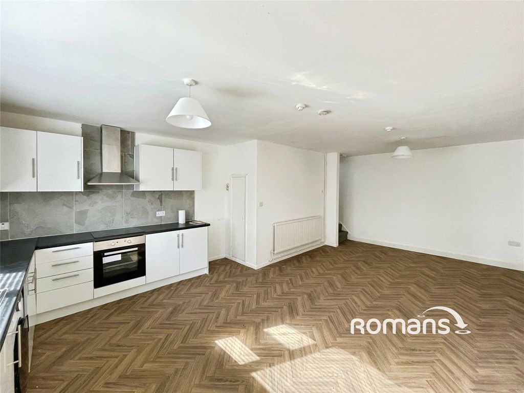Property photo 1 of 15 Picture No. 05