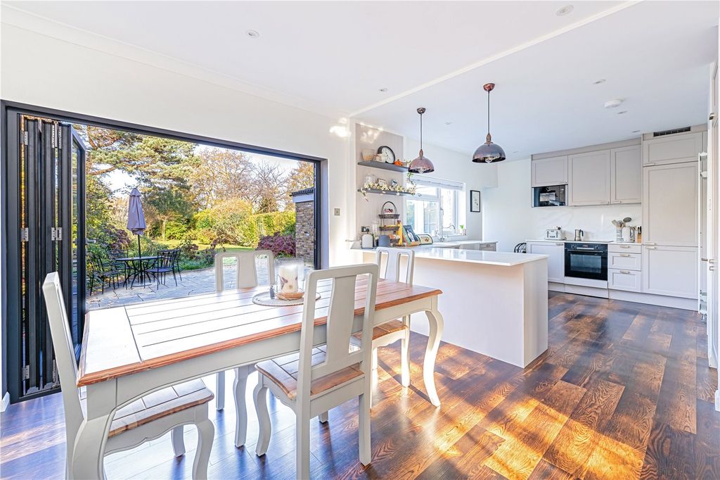 Property photo 2 of 18 Picture No. 05