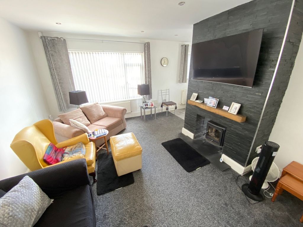 Property photo 2 of 17 Not Specified