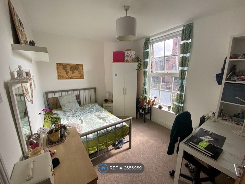 Property photo 1 of 5