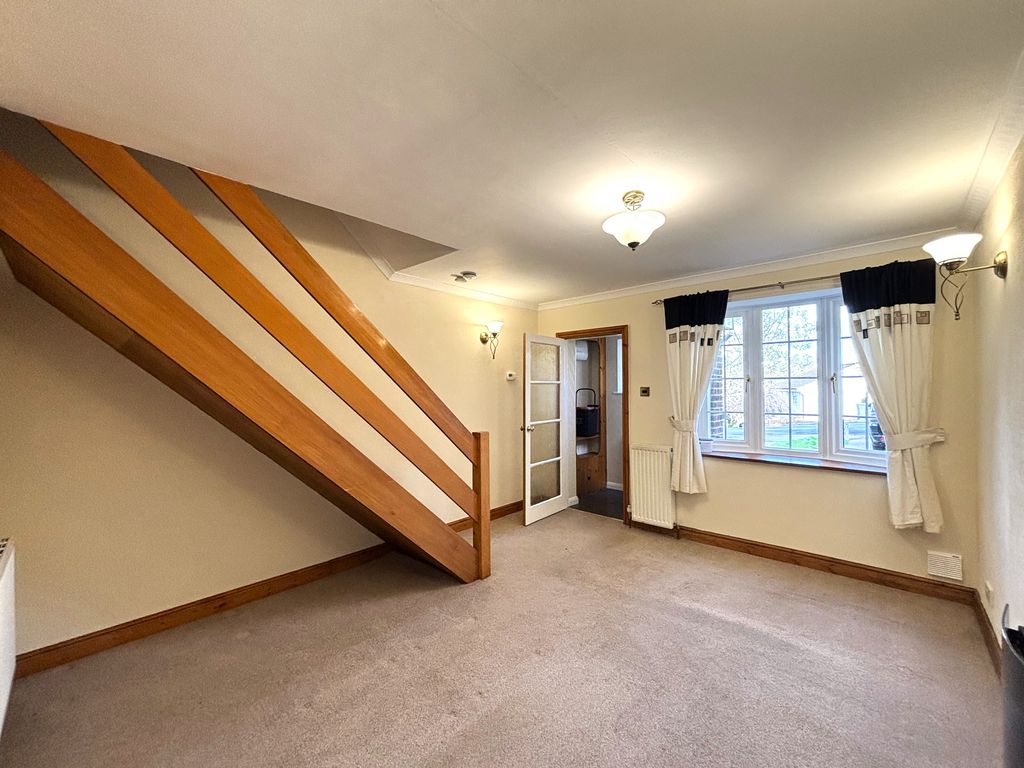 Property photo 3 of 12 Living Room