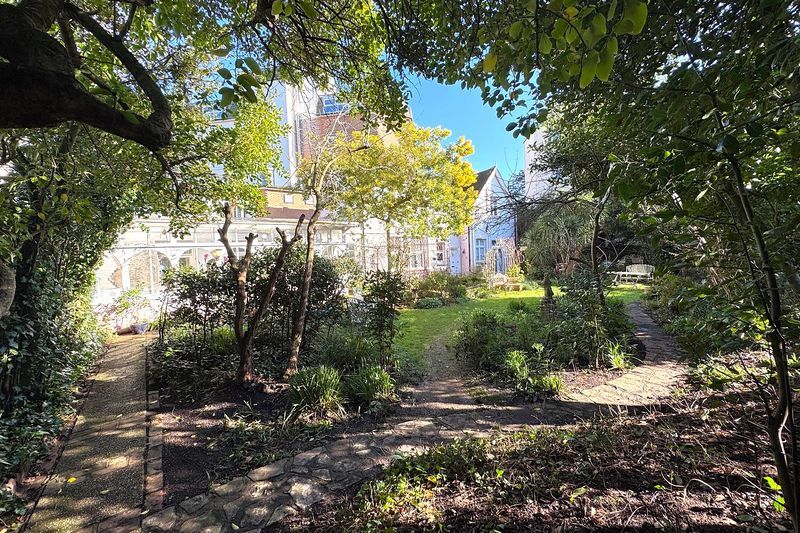 Property photo 1 of 28 Photo 35