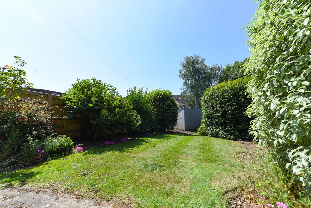 Property photo 3 of 20