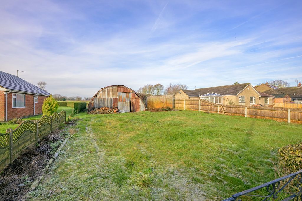 Property photo 3 of 7