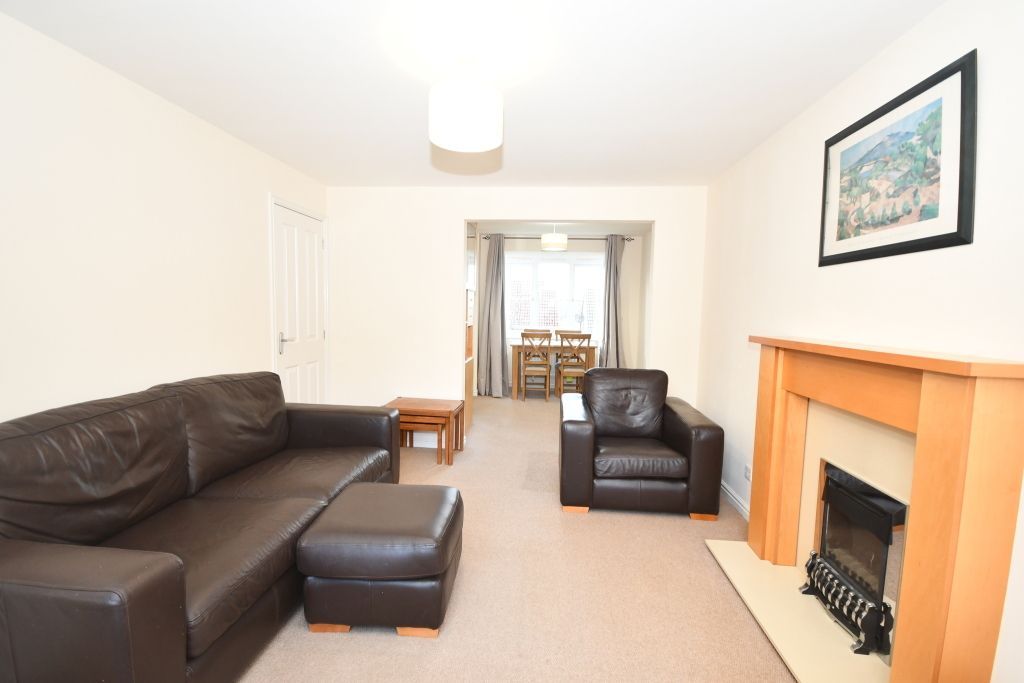 Property photo 3 of 12 Photo