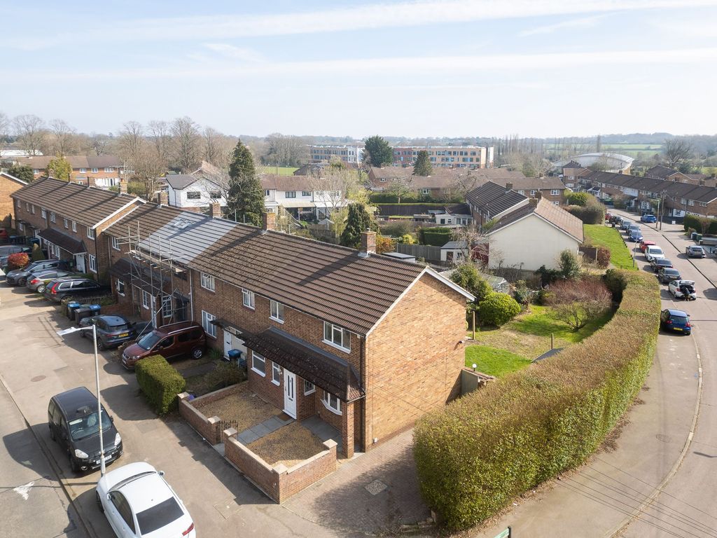 Property photo 3 of 31