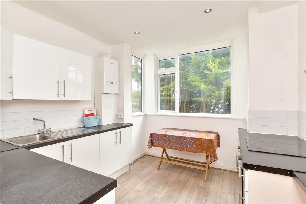 Property photo 3 of 8 Kitchen/ Breakfast Room