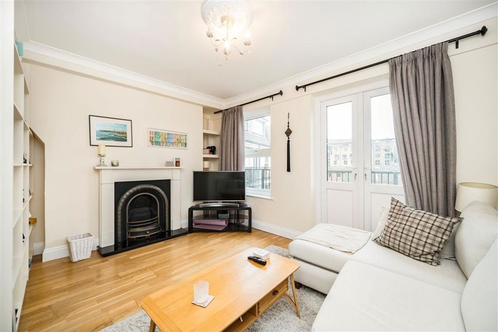 Property photo 2 of 7