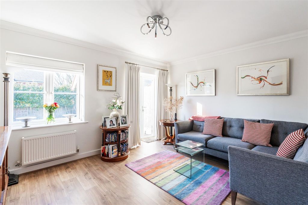 Property photo 1 of 17 21-Hartfield-Road-19.Jpg