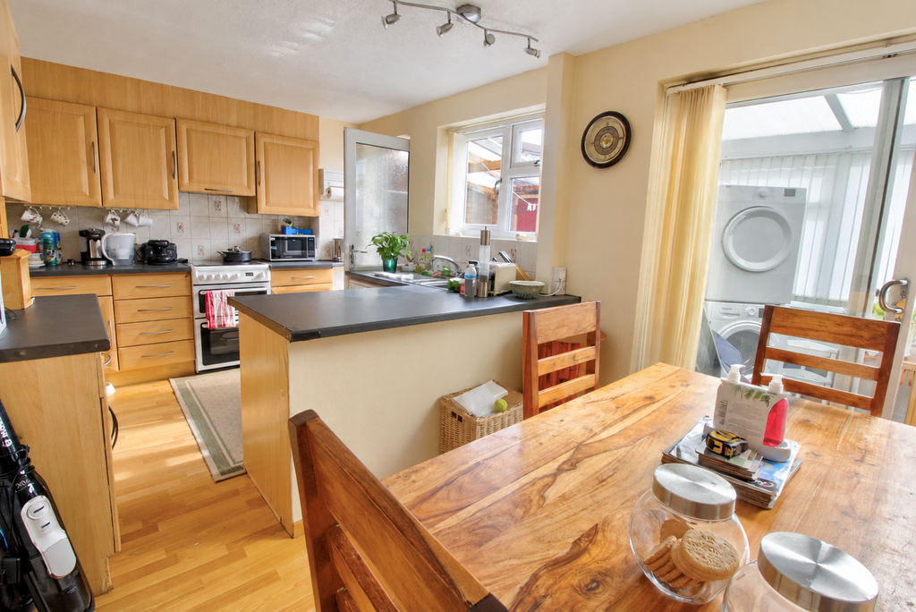 Property photo 2 of 13 9B1B4735-cd6E-418d-9c58-A5d593110Aee