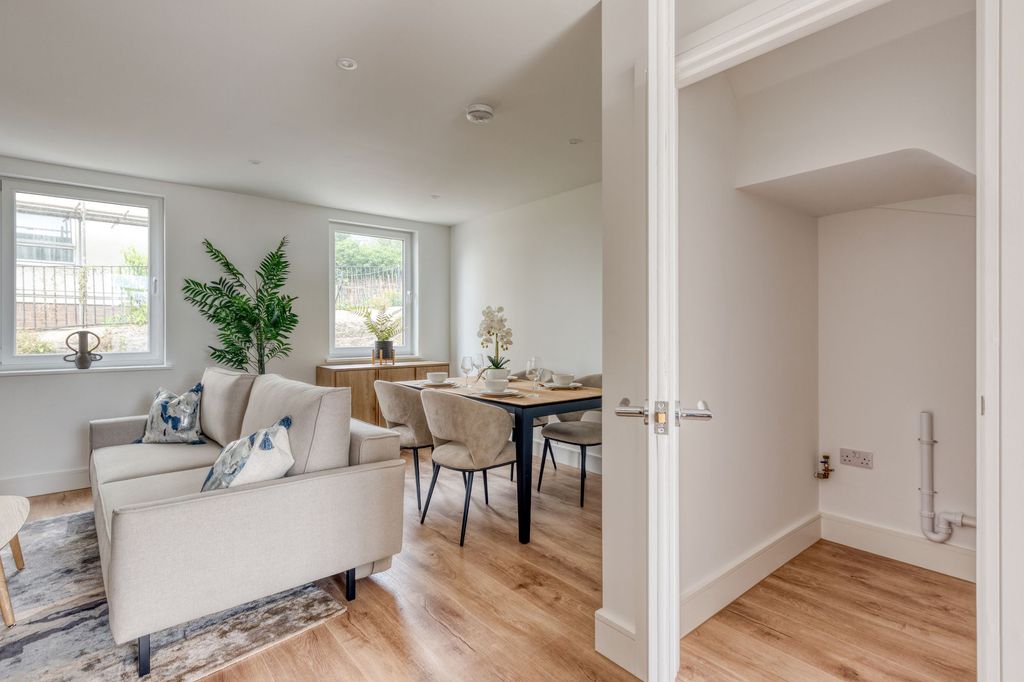 Additional image 13 of 2 bed flat for sale6 Apex Apartments, St Helier JE2
