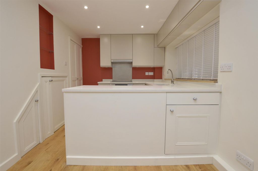 Property photo 3 of 15 Kitchen