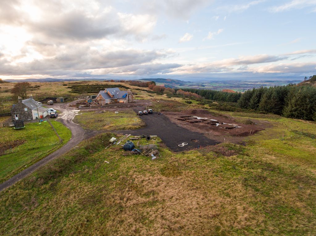 Property photo 3 of 4 General Dji_0111
