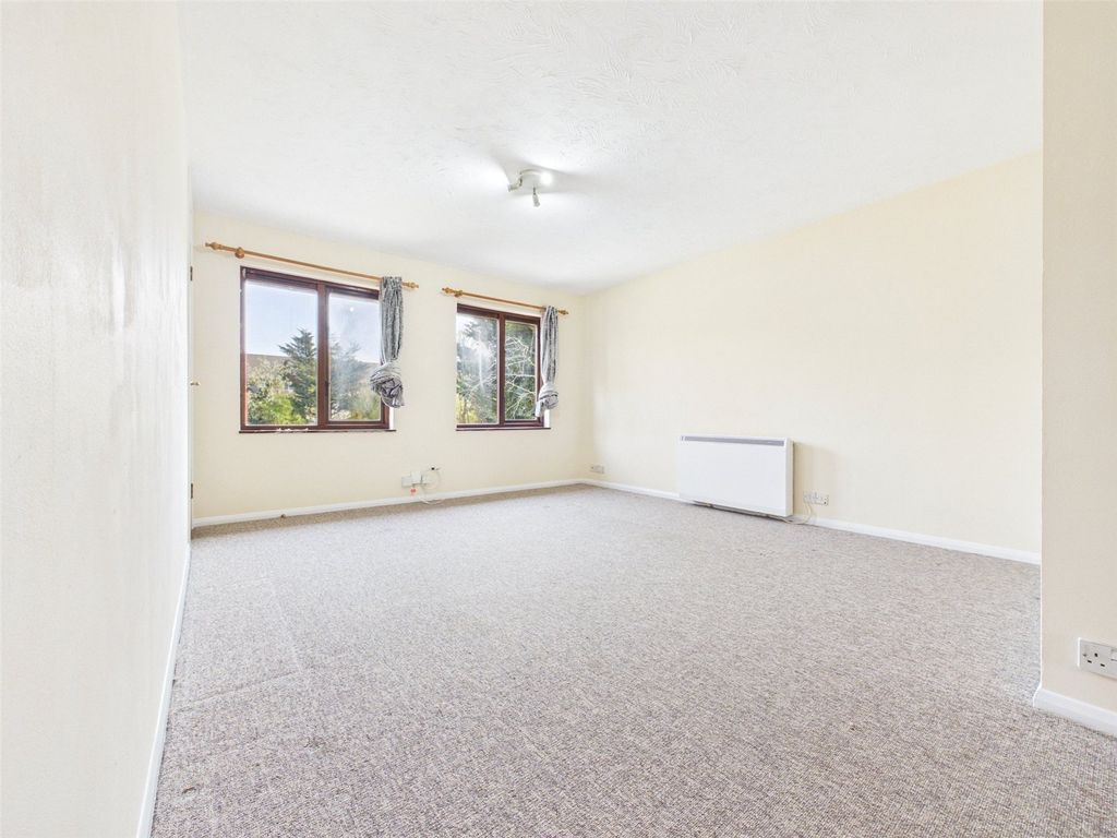 Property photo 2 of 10 Picture 2