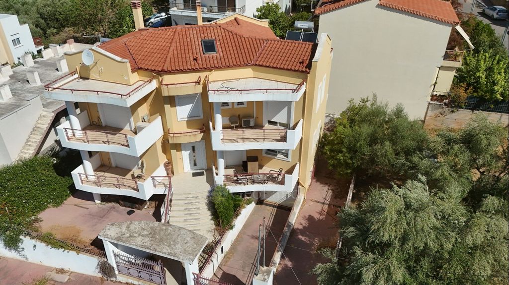 Property photo 1 of 24