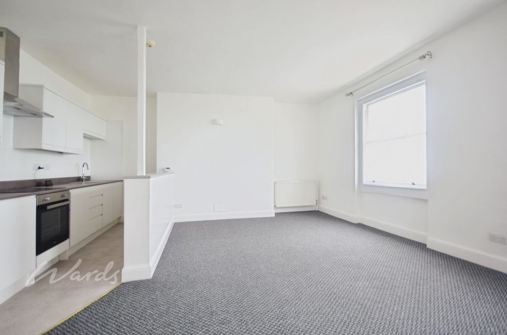 Property photo 1 of 11 Paragon Tf Open P...