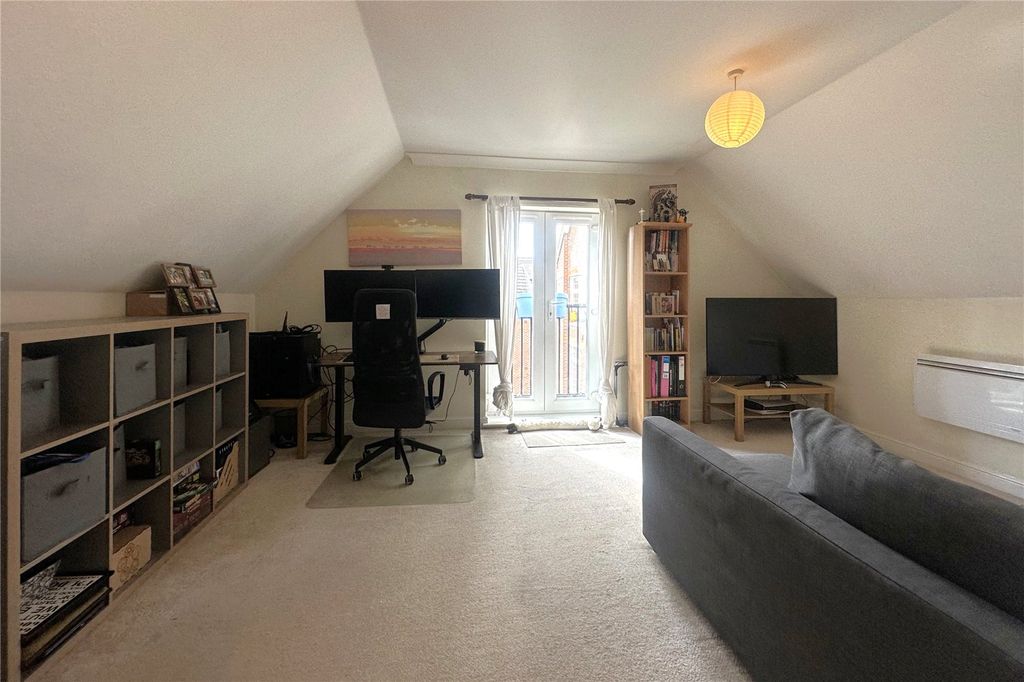 Property photo 3 of 9 Picture No. 07