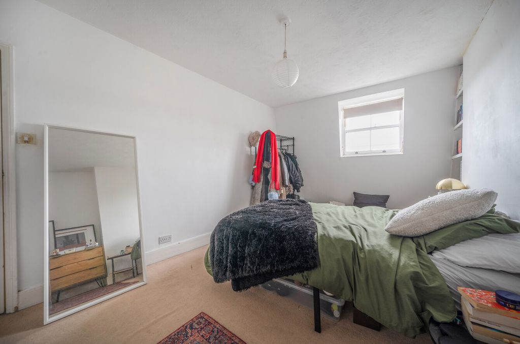 Property photo 2 of 10 1435741-2-69Cb9F2...