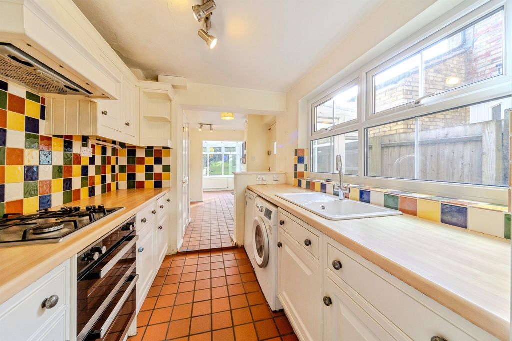 Property photo 3 of 17