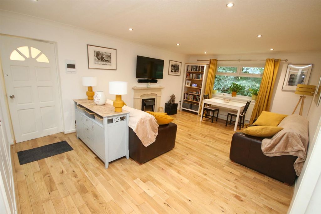 Property photo 2 of 16 Img_4839.Jpg