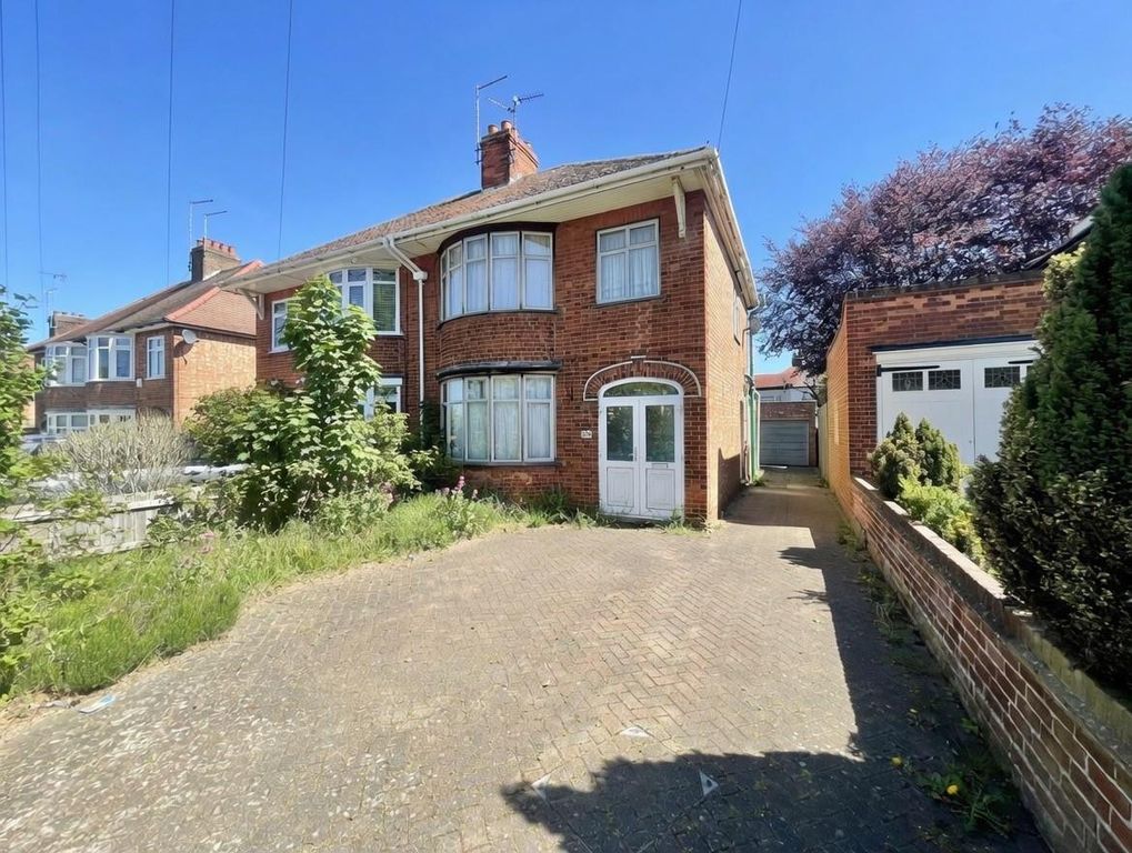 Property photo 1 of 10 Front.Jpg