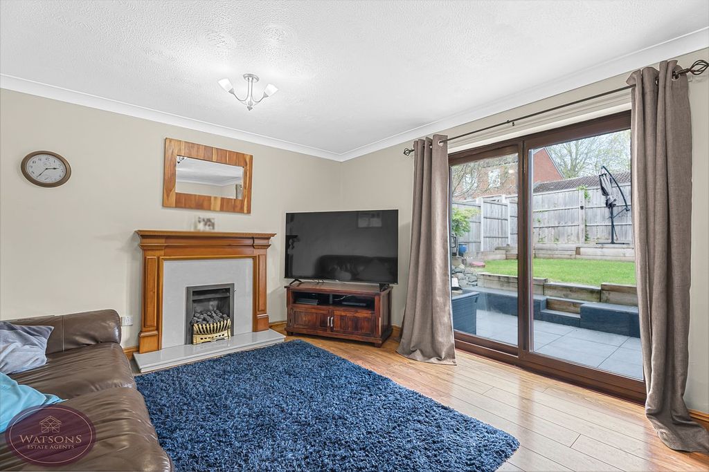 Property photo 2 of 36
