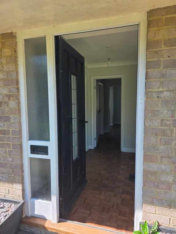 Property photo 2 of 24