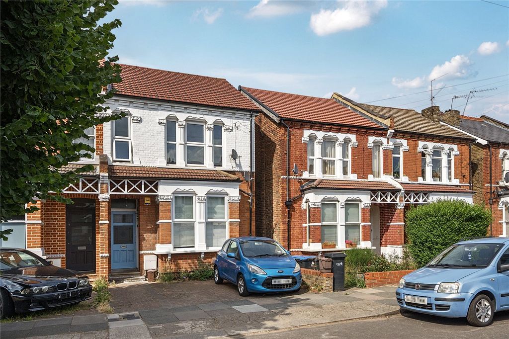 Property photo 2 of 16 Picture No. 03