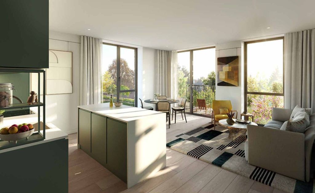 Property photo 2 of 12