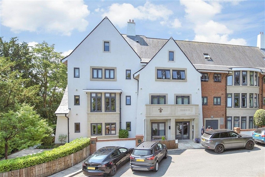 Property photo 1 of 14 External (Web)