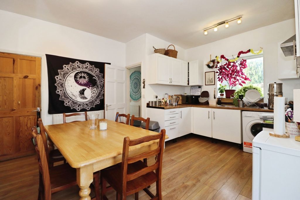 Property photo 2 of 16 Pbox-Img.Jpg