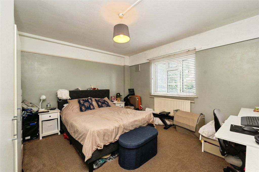 Property photo 2 of 12 Picture No. 05