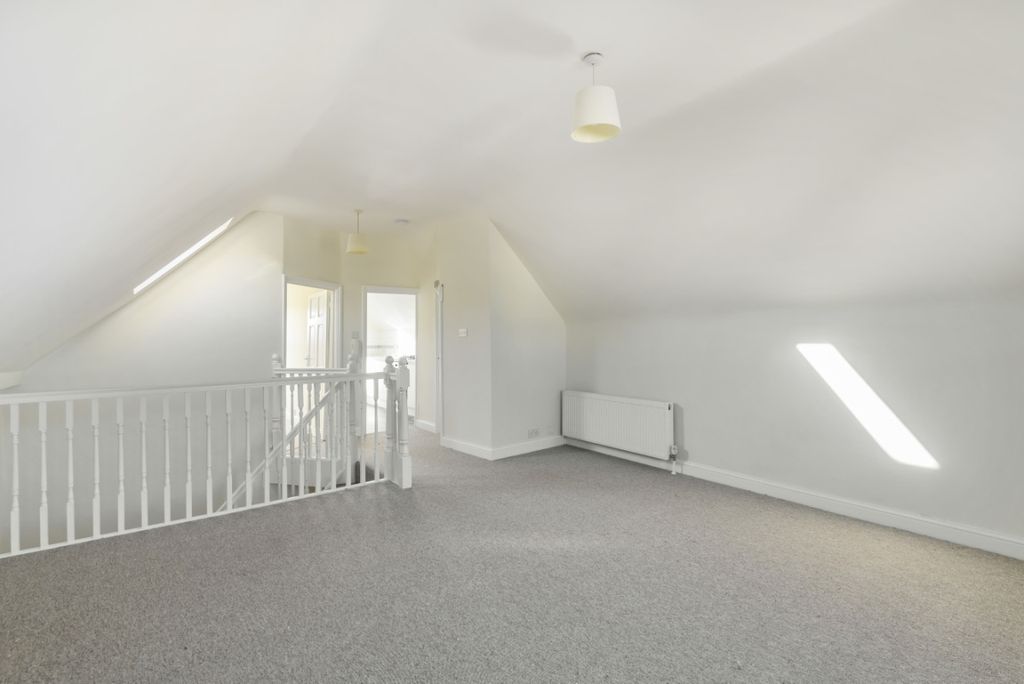 Property photo 2 of 6 923087 (3)