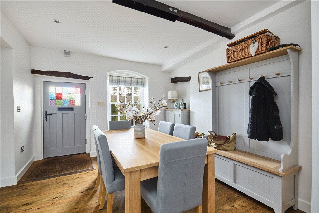 Property photo 3 of 20 Dining Room