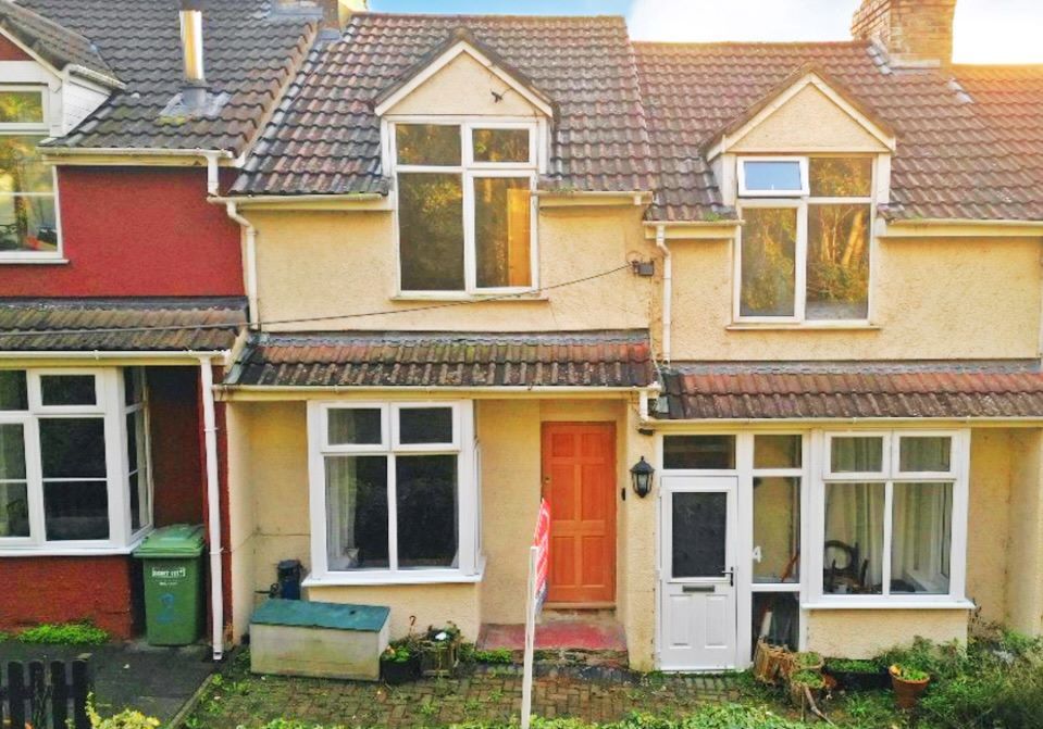 Property photo 1 of 11