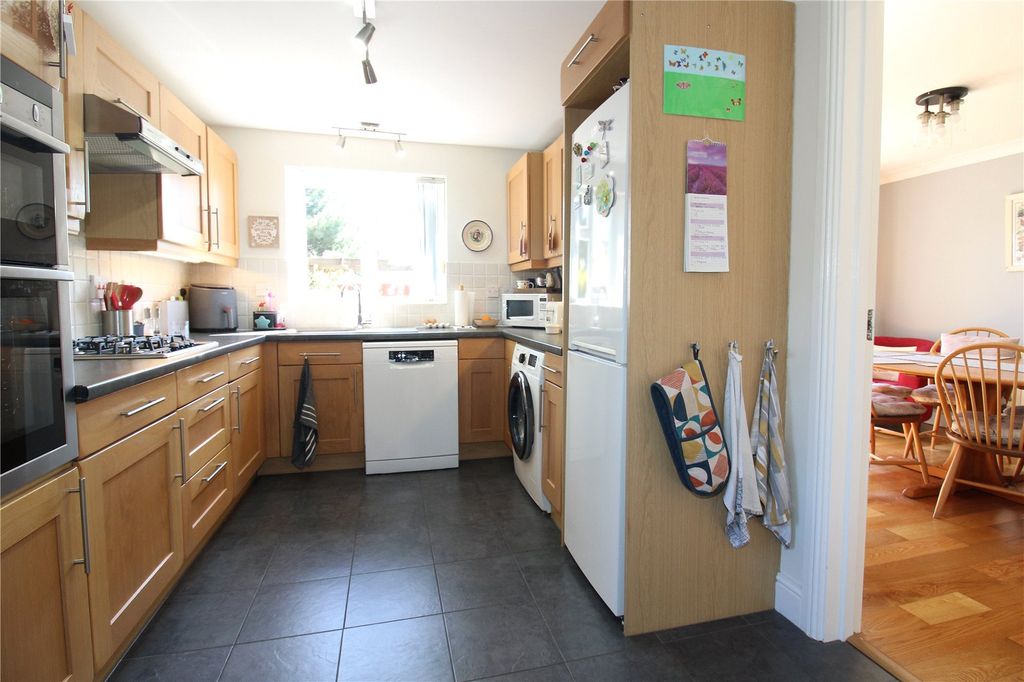 Property photo 3 of 18 Picture No. 04