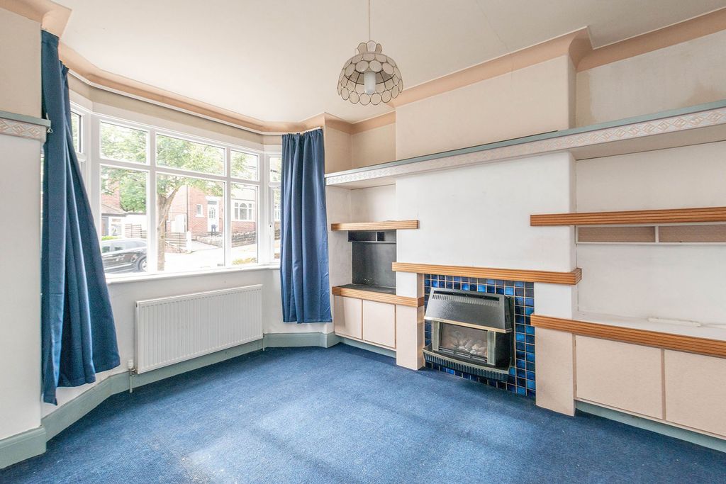 Property photo 2 of 28